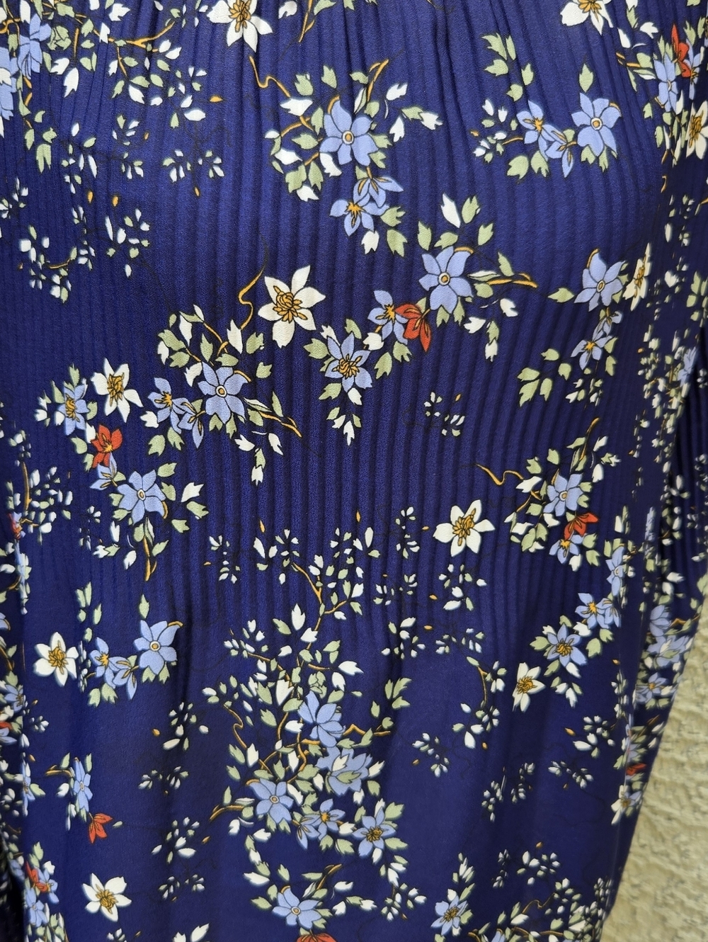 Max Studio Navy Floral Scoop Neck Blouse with Long Sleeves - Picture 3 of 8